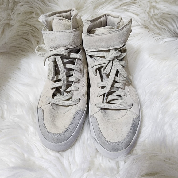 Isabel Marant Shoes - Isabel Marant Étoile Cream and Gray Sneakers